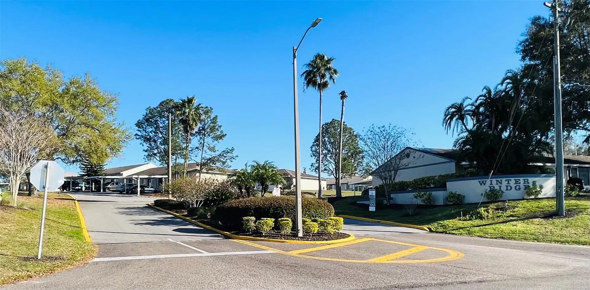 605 Ridge Terrace Winter Haven FL 33881