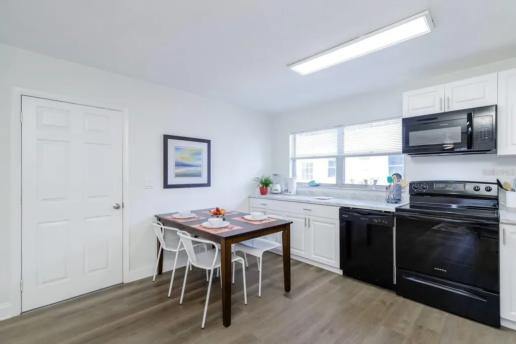 1297 13th Street Sarasota FL 34236