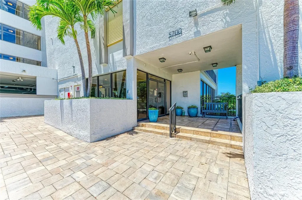 5700 Escondida Boulevard S St Petersburg FL 33715