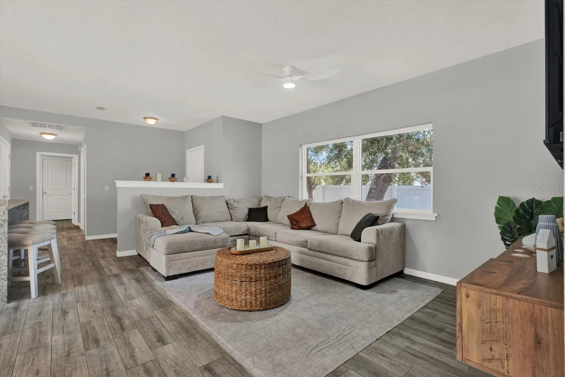 2011 Outer Drive Sarasota FL 34231