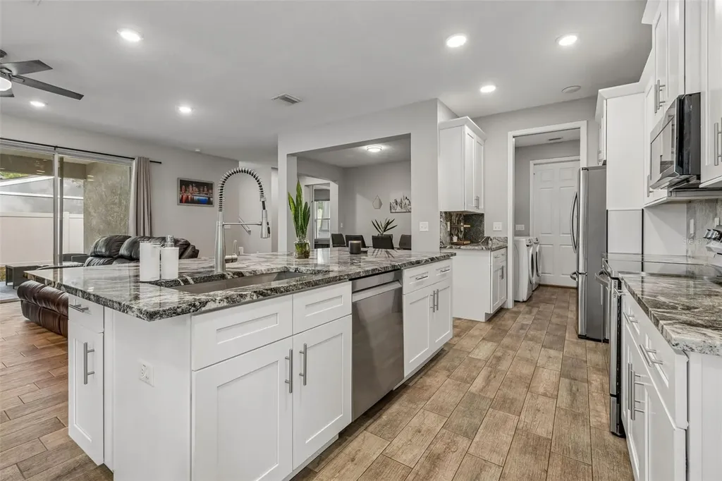 21620 Teal Court Lutz FL 33549