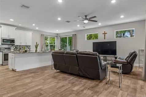 21620 Teal Court Lutz FL 33549