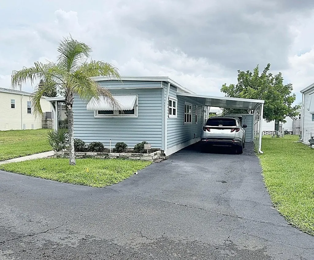 7214 Mount Fairfield Road NE St Petersburg FL 33702