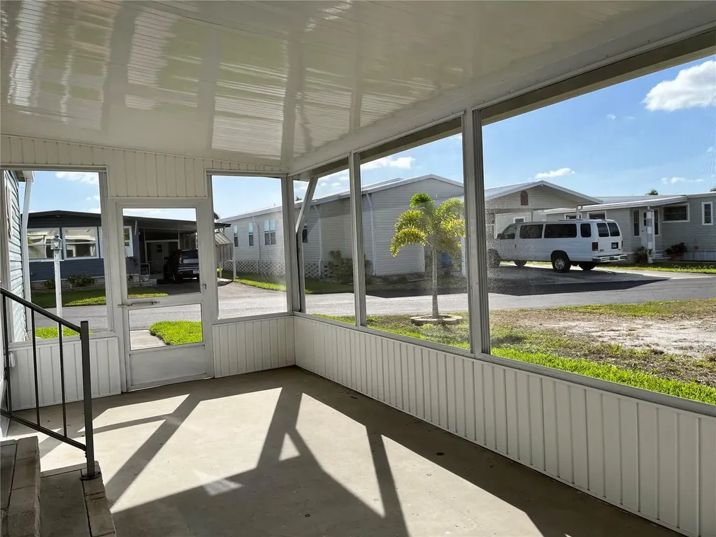 7214 Mount Fairfield Road NE St Petersburg FL 33702