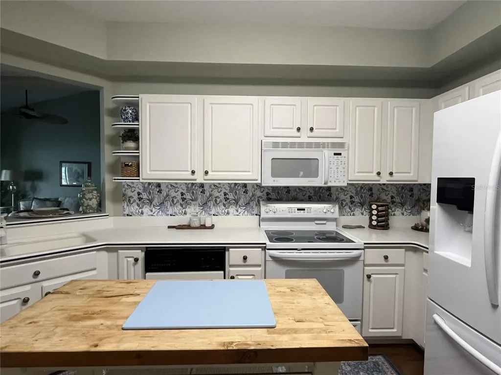 413 Eagle Ridge Drive Davenport FL 33837