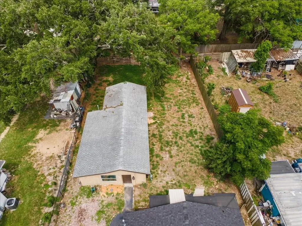 517 Oak Street Auburndale FL 33823