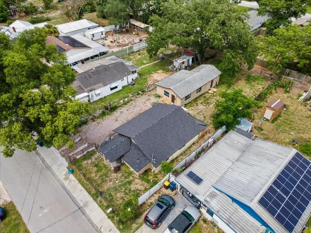 517 Oak Street Auburndale FL 33823