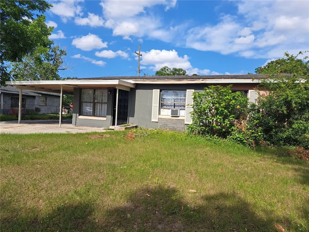 2183 Patterson Avenue Orlando FL 32811