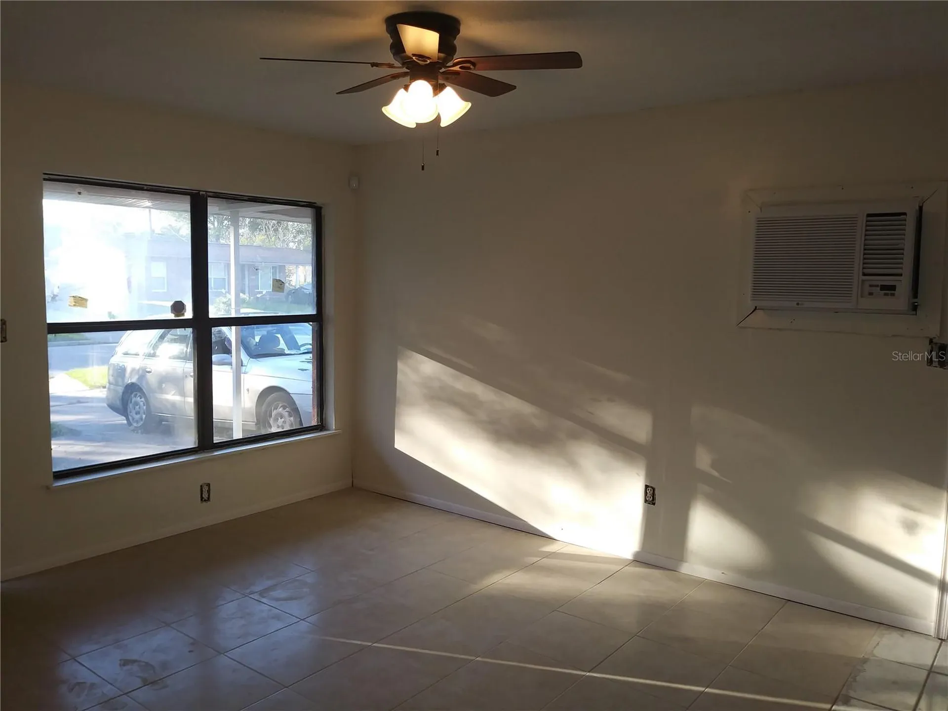 2183 Patterson Avenue Orlando FL 32811