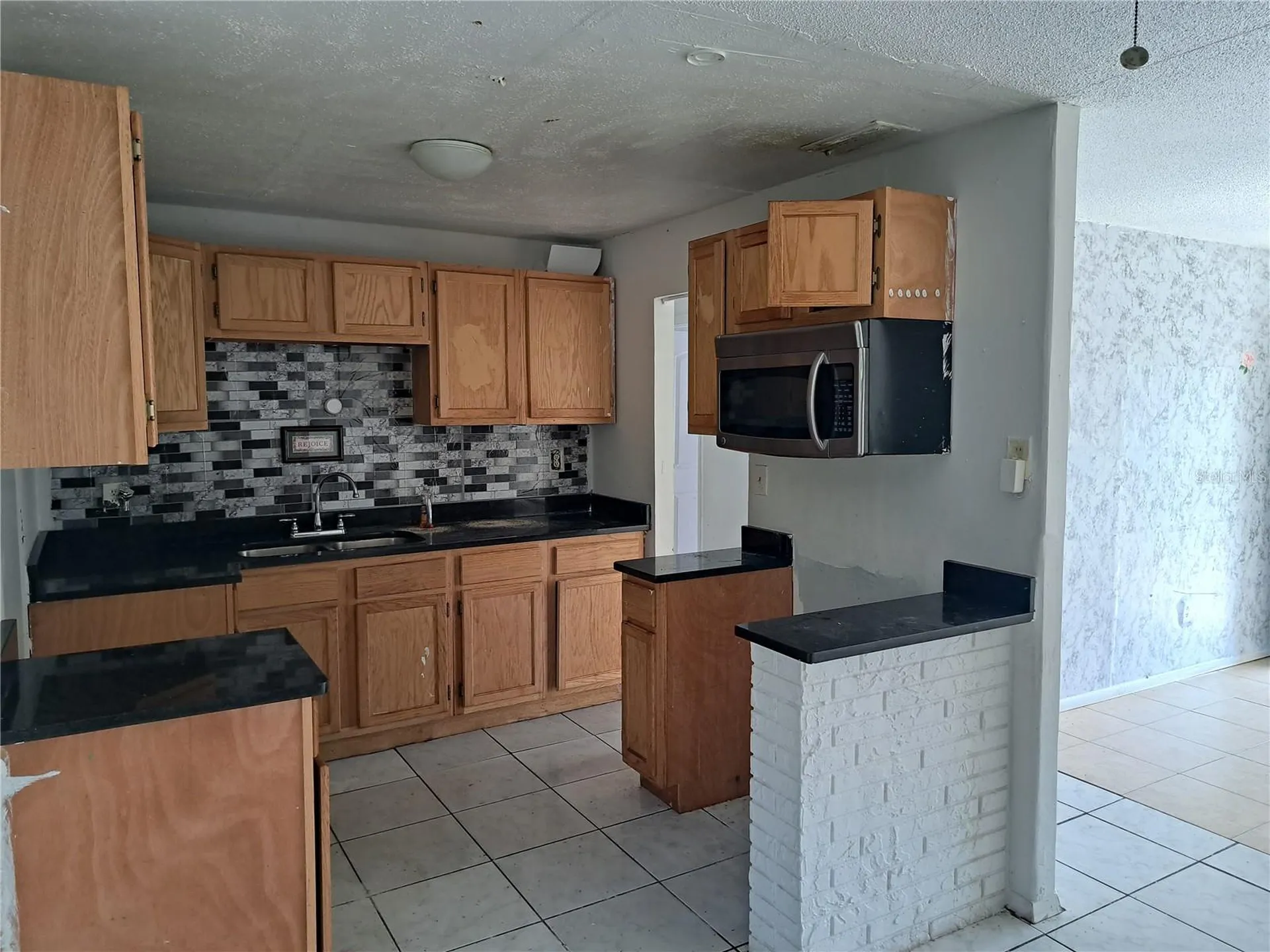 2183 Patterson Avenue Orlando FL 32811