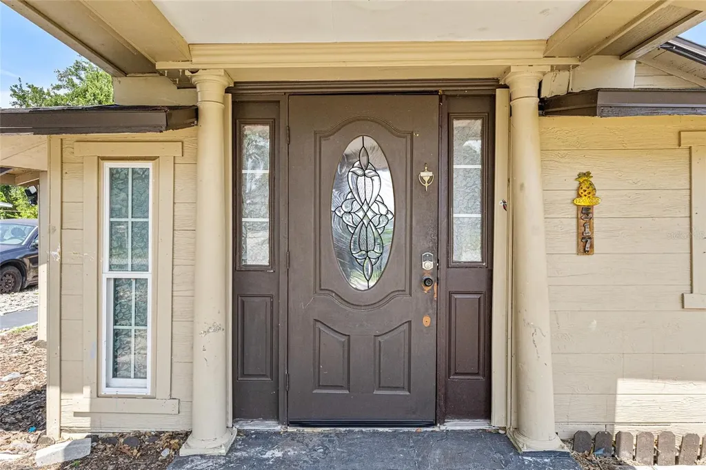 517 Oak Street Auburndale FL 33823