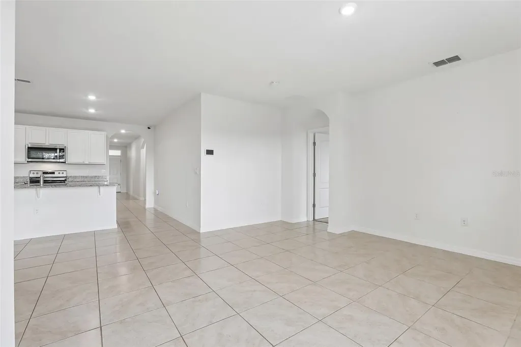 497 Noble Avenue Davenport FL 33837