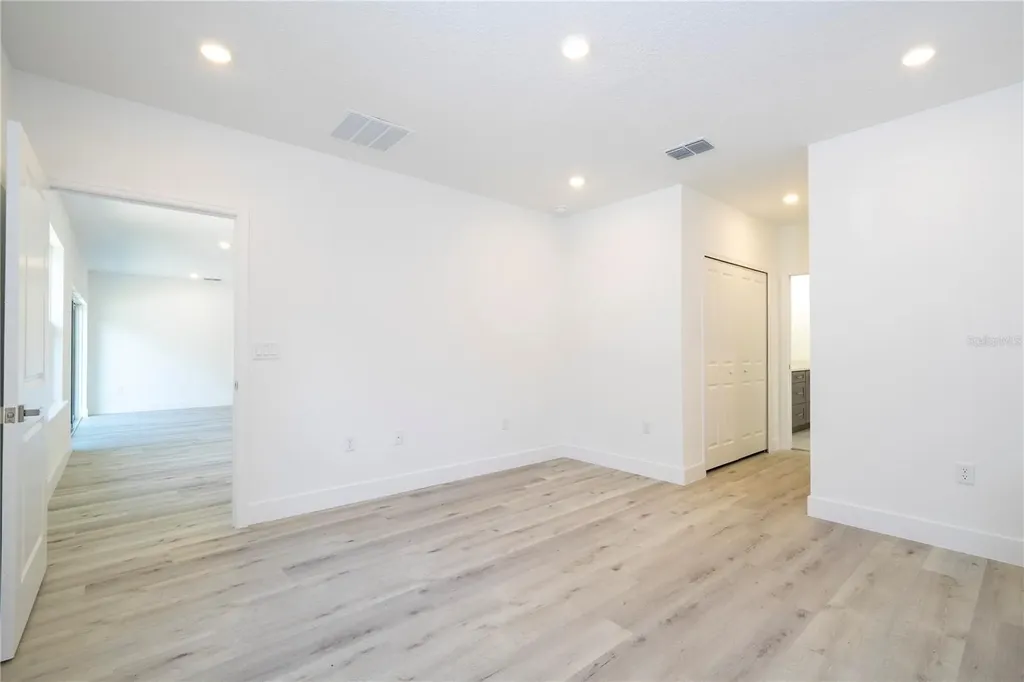 42065 Tamarac Street Eustis FL 32736