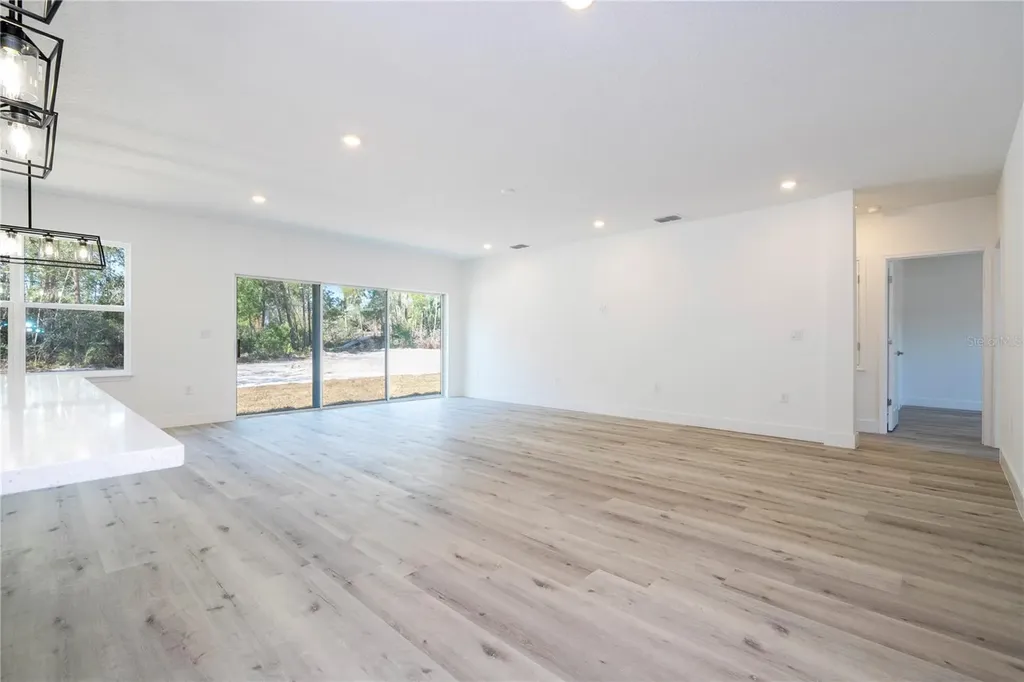 42065 Tamarac Street Eustis FL 32736