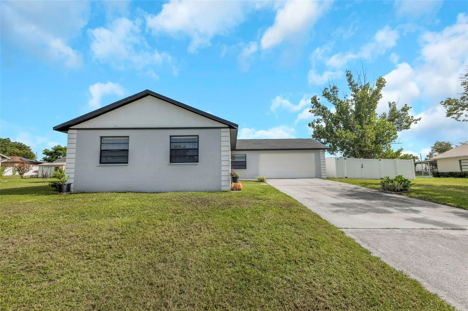 38811 James Court Zephyrhills FL 33540