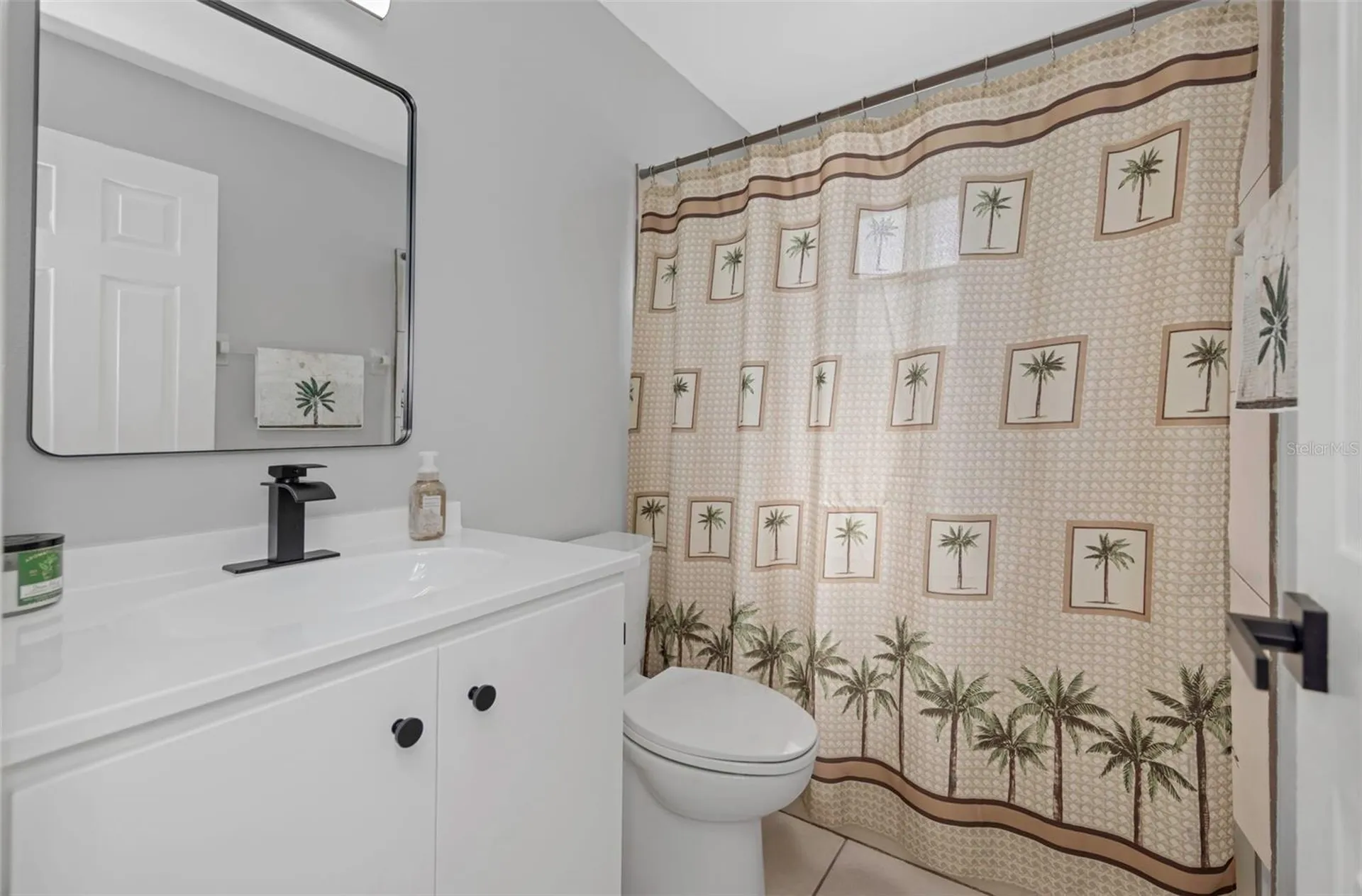 38811 James Court Zephyrhills FL 33540