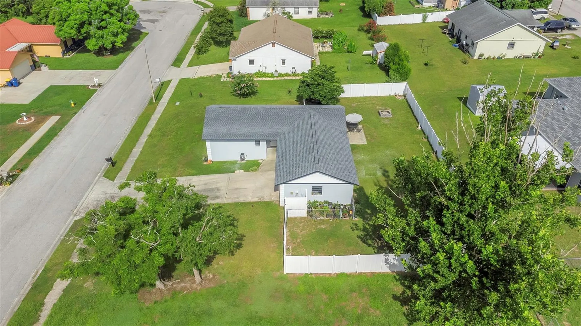 38811 James Court Zephyrhills FL 33540