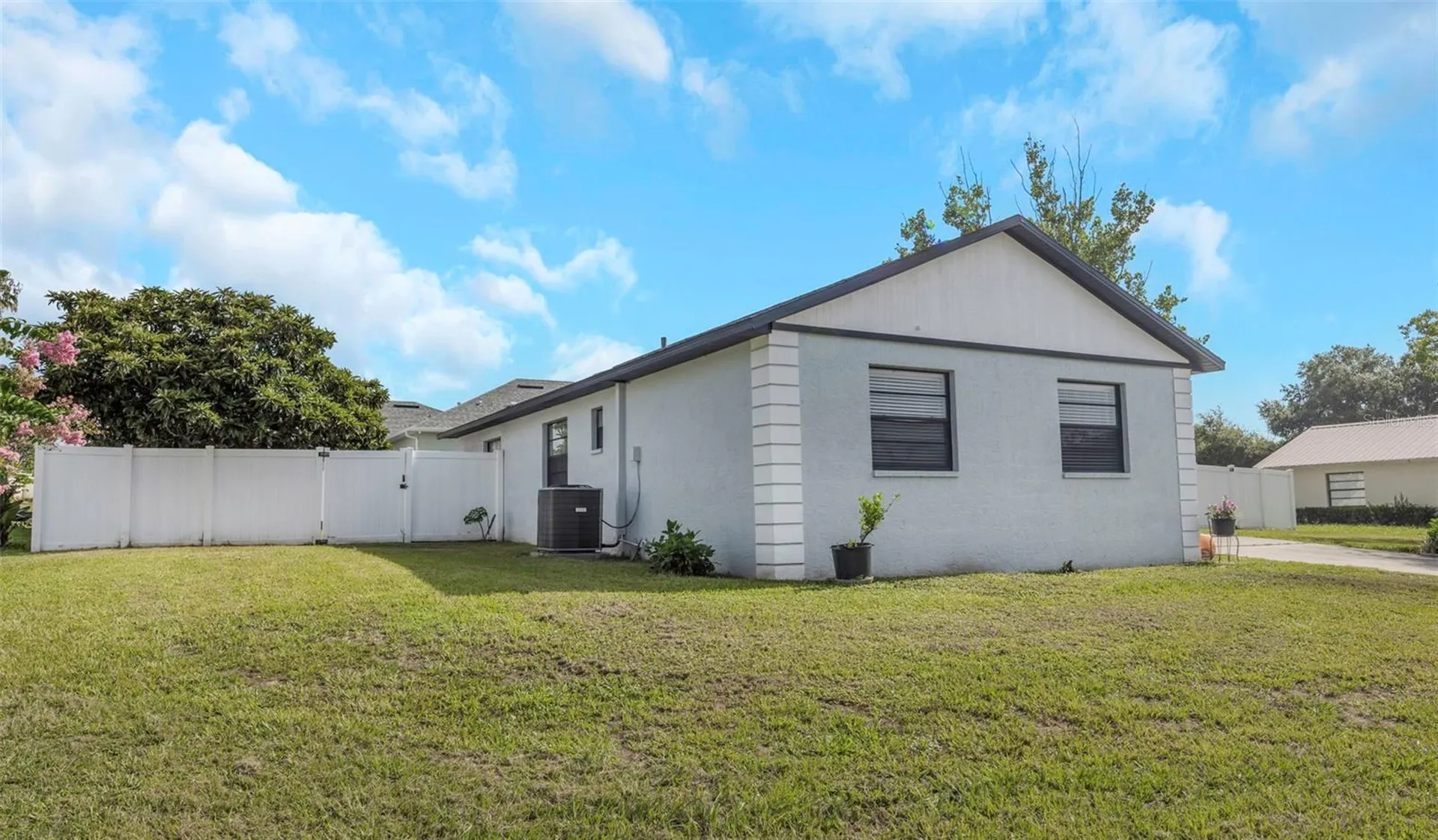 38811 James Court Zephyrhills FL 33540
