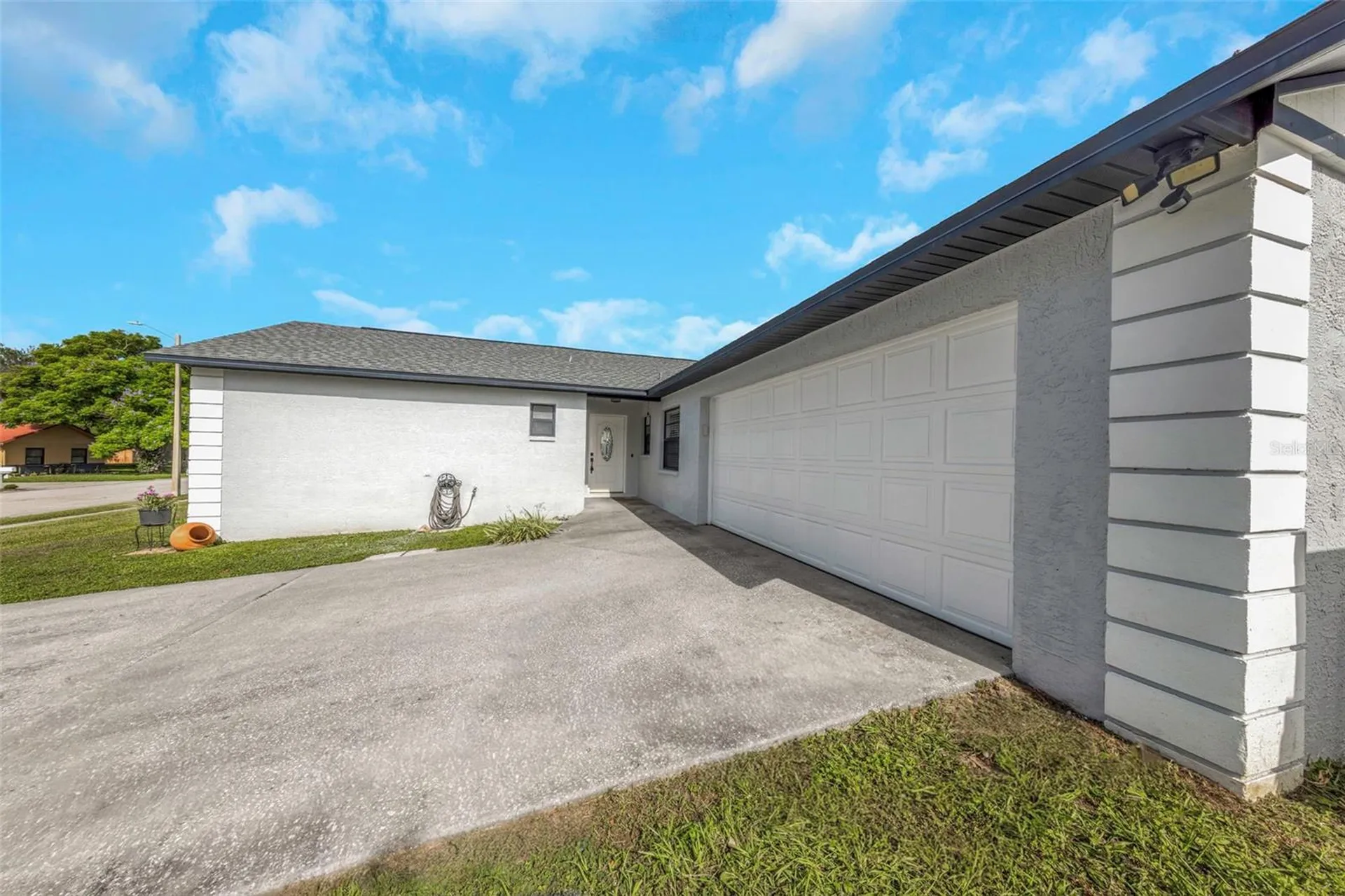 38811 James Court Zephyrhills FL 33540