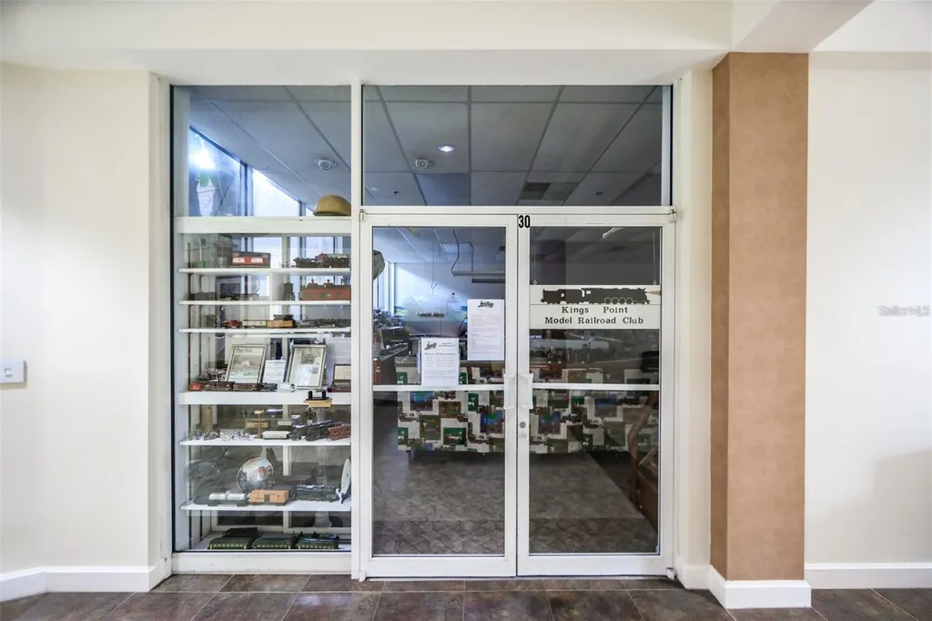 205 Kings Blvd Boulevard Sun City Center FL 33573