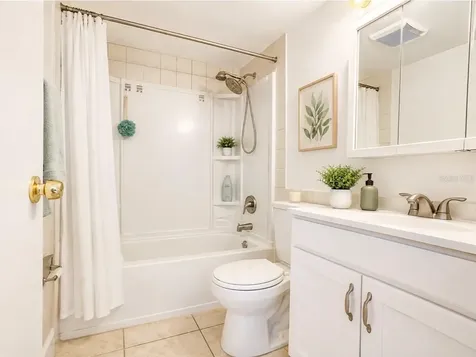 123 Scottsdale Square Winter Park FL 32792