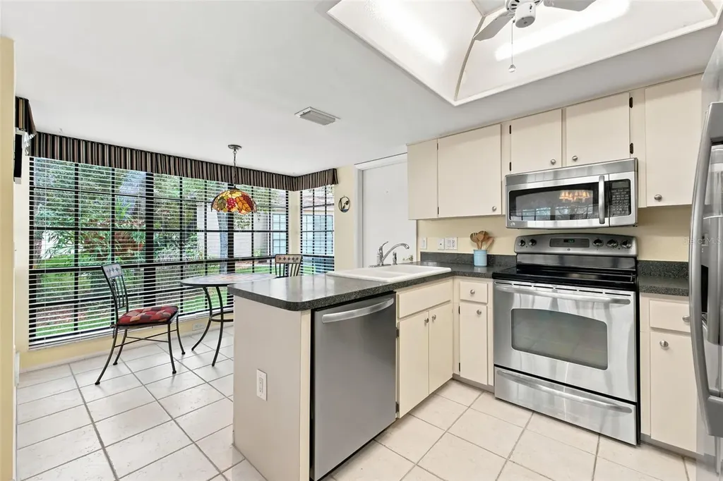 6695 Pin Oak Court Spring Hill FL 34606