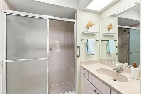 6695 Pin Oak Court Spring Hill FL 34606