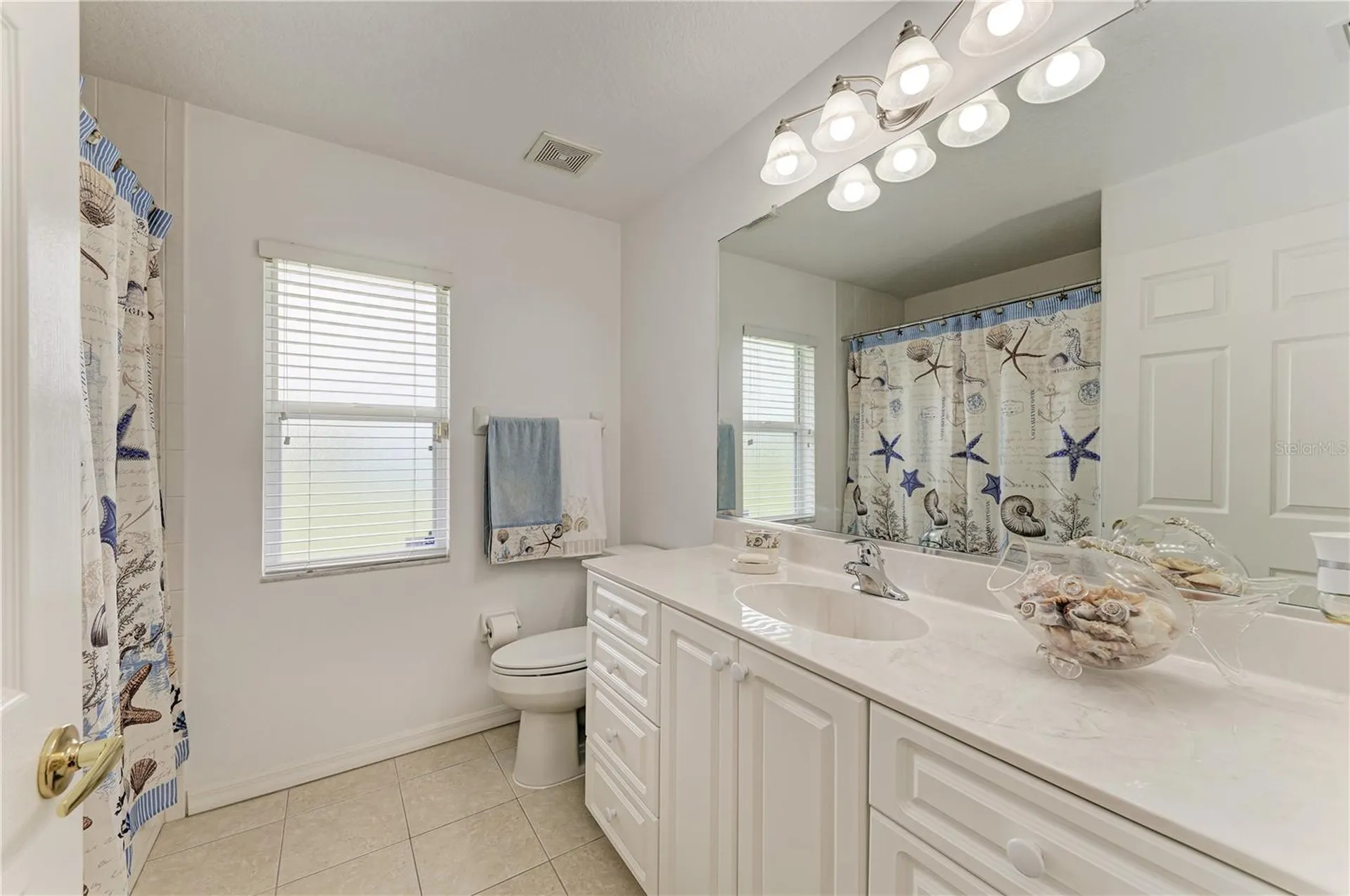6304 18th Avenue E Bradenton FL 34208