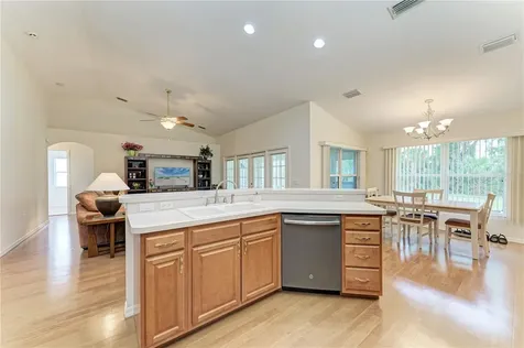 6304 18th Avenue E Bradenton FL 34208