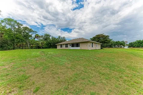 6304 18th Avenue E Bradenton FL 34208
