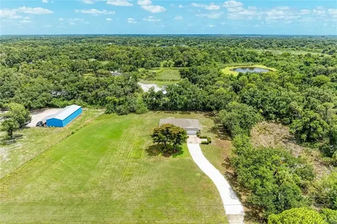 6304 18th Avenue E Bradenton FL 34208
