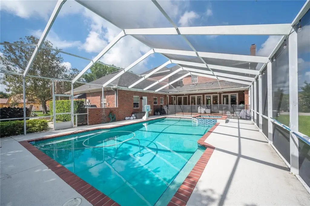 5120 Lake In The Woods Boulevard Lakeland FL 33813
