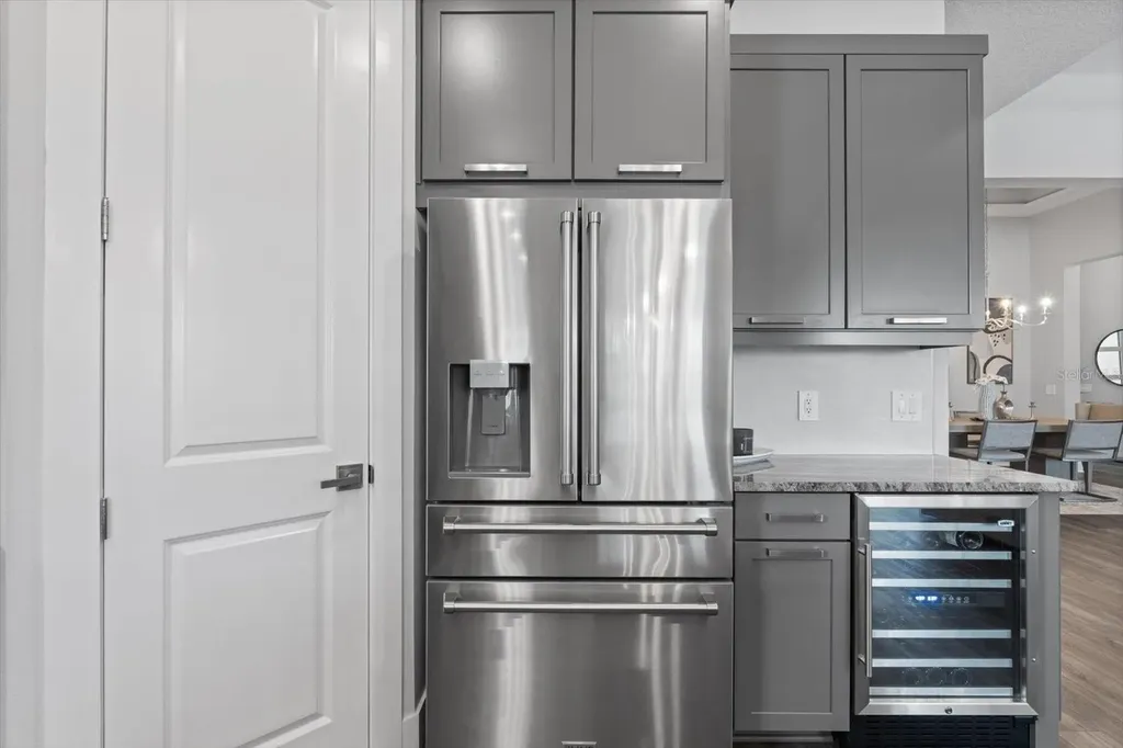 729 Tailwind Place Sarasota FL 34240