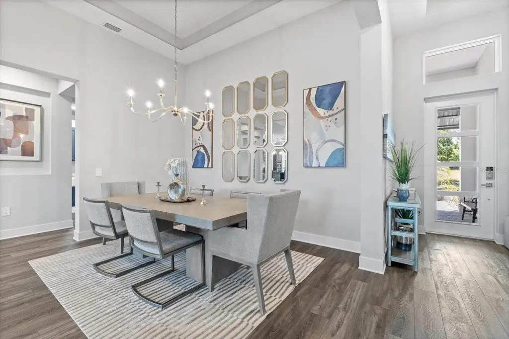 729 Tailwind Place Sarasota FL 34240