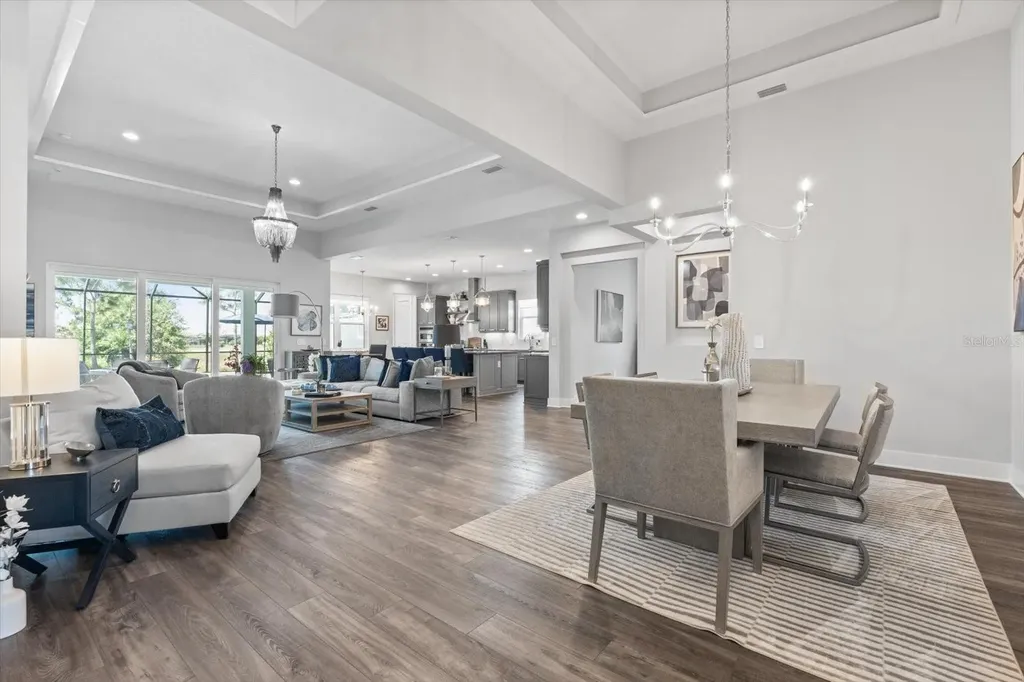 729 Tailwind Place Sarasota FL 34240