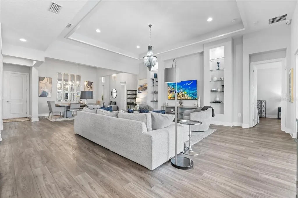 729 Tailwind Place Sarasota FL 34240