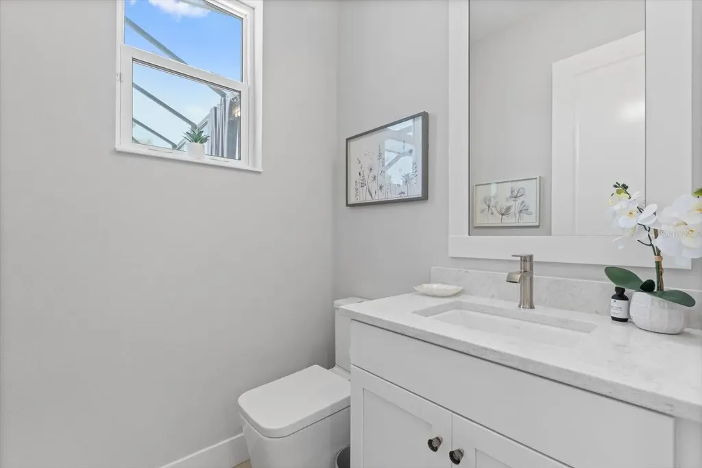 729 Tailwind Place Sarasota FL 34240