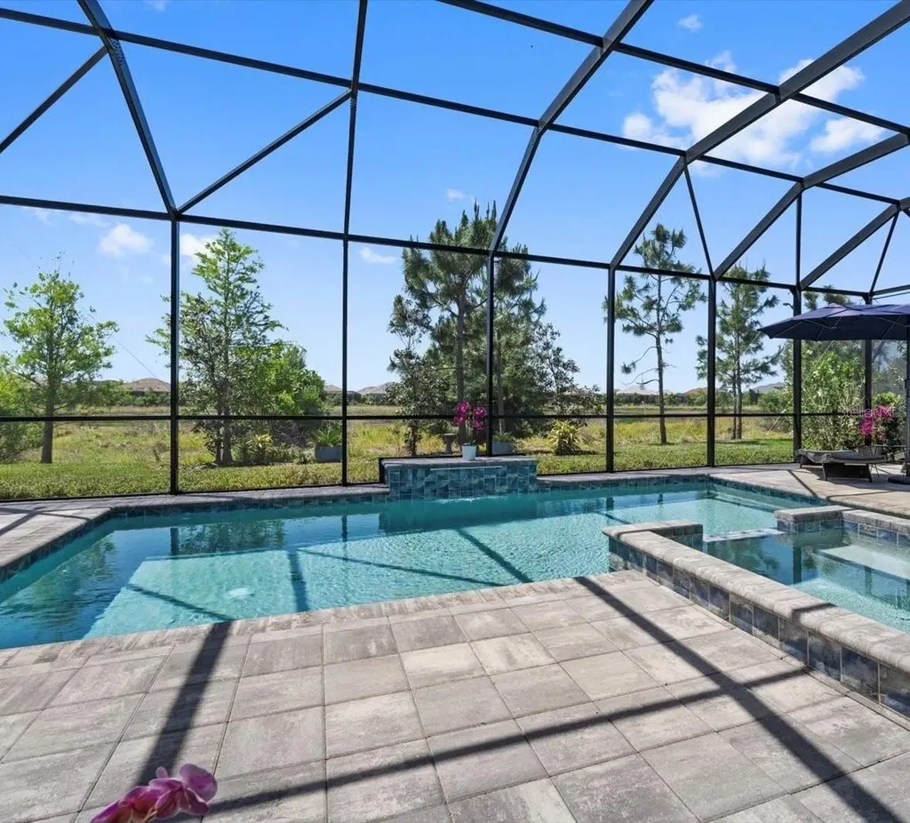 729 Tailwind Place Sarasota FL 34240