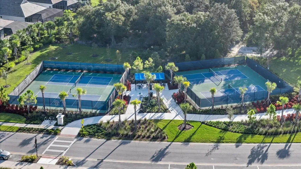 729 Tailwind Place Sarasota FL 34240