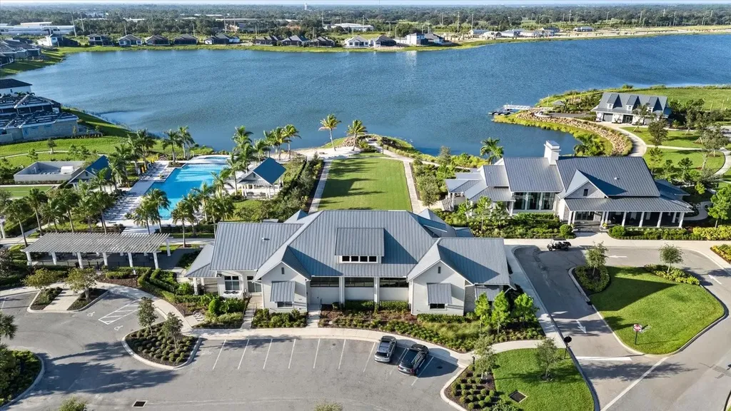 729 Tailwind Place Sarasota FL 34240