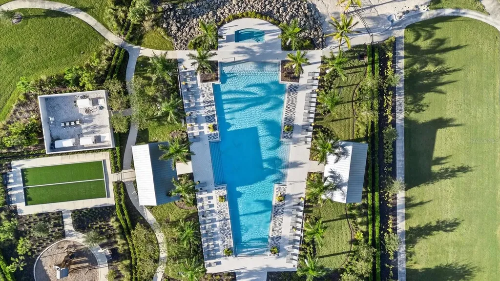 729 Tailwind Place Sarasota FL 34240