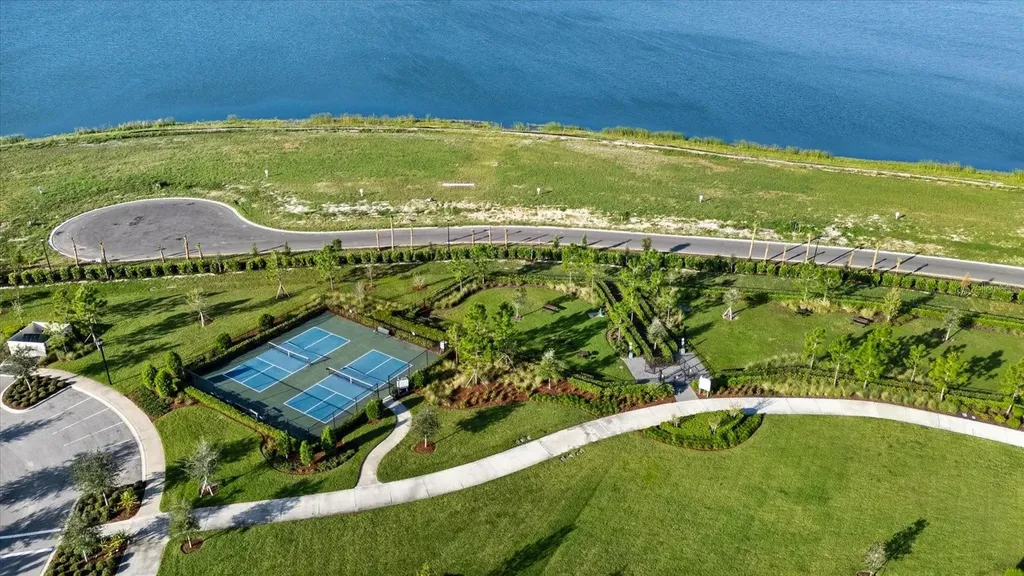 729 Tailwind Place Sarasota FL 34240