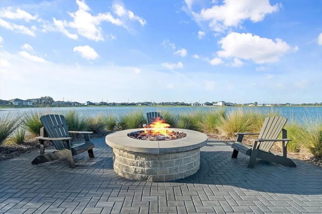 729 Tailwind Place Sarasota FL 34240