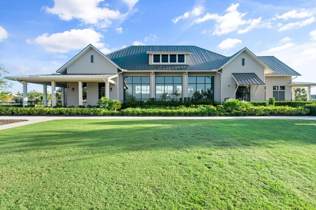 729 Tailwind Place Sarasota FL 34240