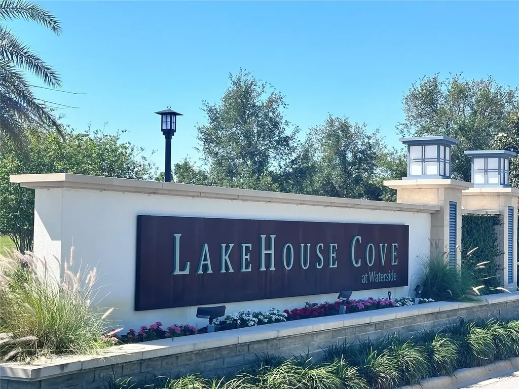 729 Tailwind Place Sarasota FL 34240