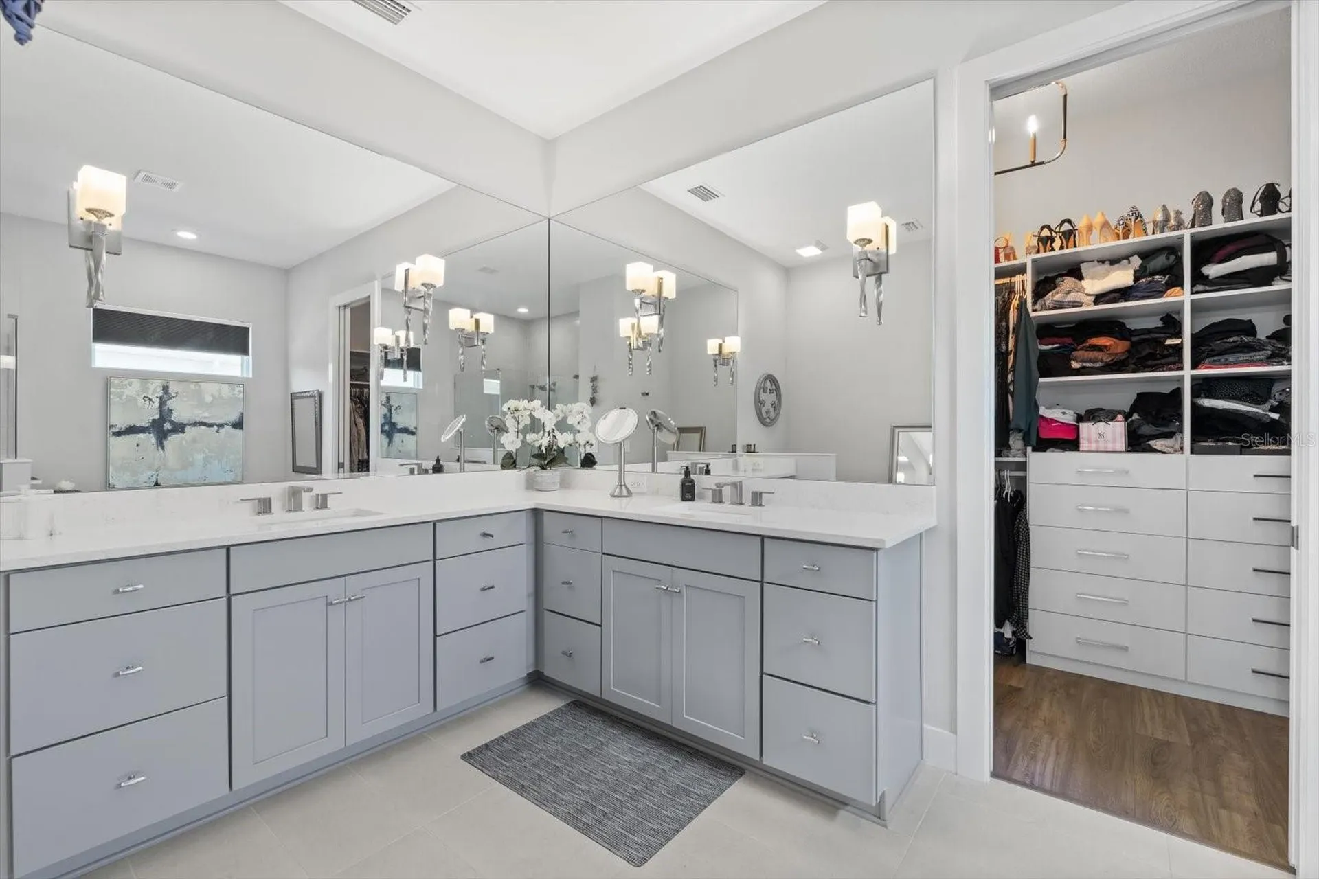 729 Tailwind Place Sarasota FL 34240