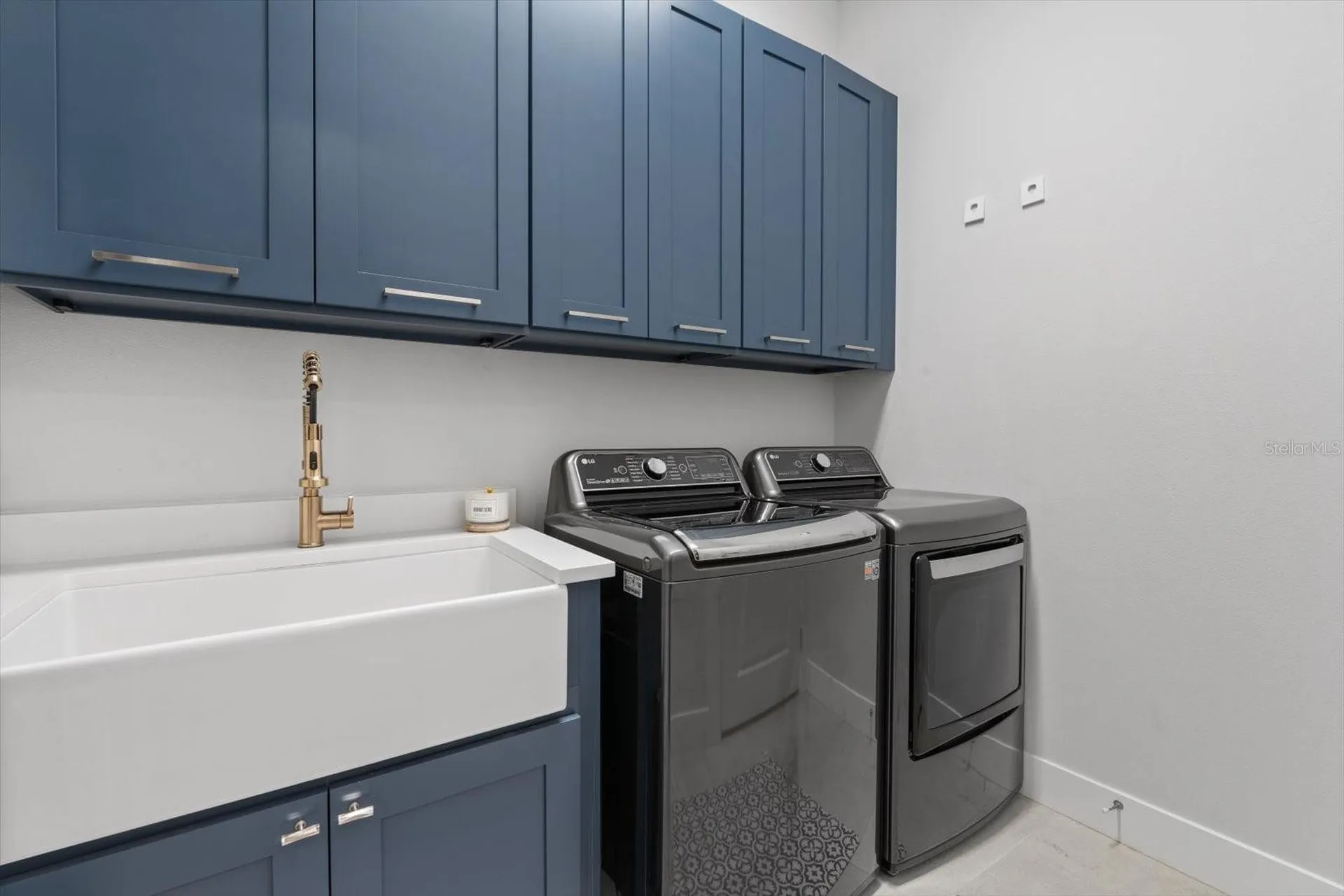 729 Tailwind Place Sarasota FL 34240