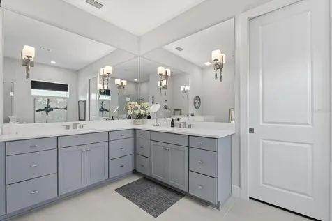 729 Tailwind Place Sarasota FL 34240