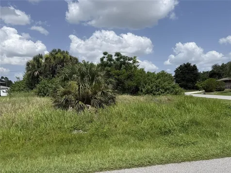 431 Spring Lake Boulevard NW Port Charlotte FL 33952