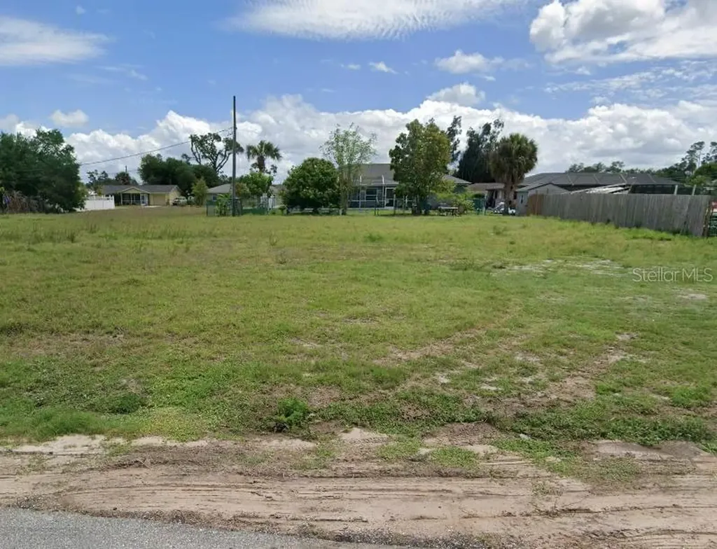 823 Spring Lake Boulevard NW Port Charlotte FL 33952